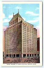 1930s BOSTON MASS HOTEL MANGER AT NORTH STATION LINEN STREET VIEW POSTCARD P2084 picture
