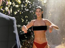 Phoebe Cates opens bikini scene Fast Times at Ridgemont High 5x7 inch photo picture