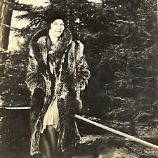 Antique Snapshot Photograph Beautiful Young Women Flapper In Fur Coat Trees 20s picture