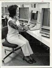 1970 Press Photo Mrs. Charles Rick works on an Eastern Airlines computer picture