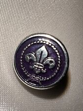 Vintage Purple scouting pin , rope wreath, possibly from european/asia scouting picture