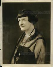 1926 Press Photo Anna M Laise Phillips author Hooked Rugs & How to Make Them picture