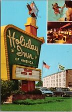 DES PLAINES, Illinois Postcard HOLIDAY INN HOTEL Touhy & Mannheim c1970s Unused picture