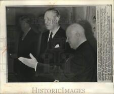 1959 Press Photo Nikita Khrushchev hosts PM Harold Macmillan and others, Moscow picture