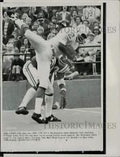 1972 Press Photo Dolphins Paul Warfield scores in the Orange Bowl, Miami, FL picture