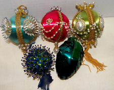 BEAUTIFUL VINTAGE SEQUIN BEADED CHRISTMAS ORNAMENTS LOT picture