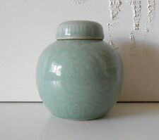 Vintage Chinese Celadon Ruyi Flower Art Porcelain Ginger Jar Tea Jar Tea Caddy picture