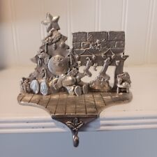 Vintage Peanuts Charlie Brown Snoopy Pewter Stocking Holder Seagull Etain Zinn picture