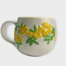 2007 Starbucks 12 Oz Coffee Mug Cup White Yellow Floral Raised Cottage Flowers picture