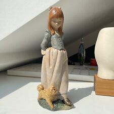 Large figurine girl with a dog Nao Lladro Spain porcelain picture