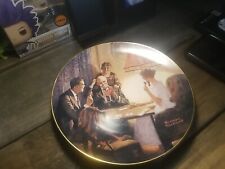 VINTAGE NORMAN ROCKWELL PLATE: 'THIS IS THE ROOM THAT LIGHT MADE' 1984 picture