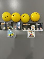 NEW PAC-MAN™ x Kura Sushi RUBBER KEYCHAINS & ACRYLIC STICKER Set of 2 picture