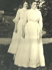 D2) RPPC Photo Postcard Victorian Women Dress BLURRY Portrait picture