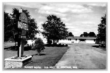 Portage, WI Wisconsin Sunset Motel Hwy. 51  Real Photo Postcard RPPC Posted 1960 picture