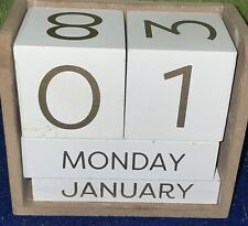 Perpetual Calendar Wooden Blocks Month Day Date Tabletop for Desk Office picture