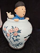 HERGE TINTIN Vase Blue Lotus Figure Limited Edition & Original Tintin Round Box picture