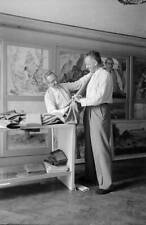 American director Nicholas Ray trying suit atelier Italian tailor - Old Photo picture