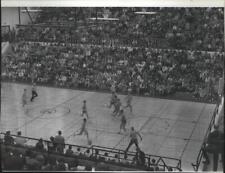 1970 Press Photo Spokane Falls Community College Basketball Game - spa46685 picture