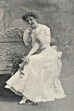1906 Vintage Magazine Illustration Actress Sylvia Lynden picture