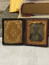 ANTIQUE AMBROTYPE 1/9 NINTH PLATE FULL CASE, MAN IN LARGE CRAVAT picture