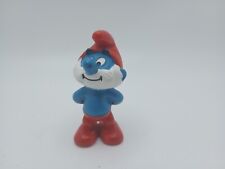#L) Schleich Peyo Smurf. “Papa Smurf With Hands Behind His Back” 2004 picture