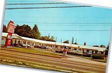 Roadside View~Columbus Ohio~Motor Lodge Sign & Entrance Scene~Vintage Postcard picture