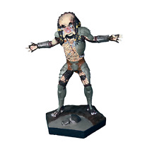 Eaglemoss Aliens/ Predator Figurine Ser. AAB-5191 ‘The Predator” Missing Finger picture
