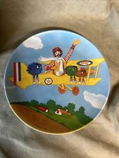Vintage 1985 McDonald’s Ronald McDonald Airplane in Sky Plate 9” Plastic picture