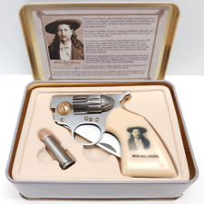 Wild Bill Hand Gun Pistol Revolver Manual Pocket Knife Mini Shell Blade Gift picture