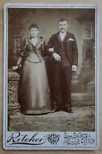 Sioux City, IA Cabinet Card couple ID Charlie & Annie Earle, 1890s by Ritcher picture