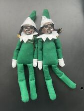 Snoop On The Stoop Shelf Sitter - Christmas Elf Green picture