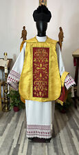 Gold Fiddle Back Roman Chasuble picture