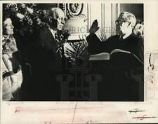 1978 Press Photo Swearing-in ceremony for Albany, New York Mayor Erastus Corning picture