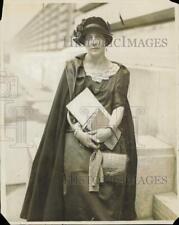 1923 Press Photo German actress Marie Mayer at New York Library - nei07124 picture