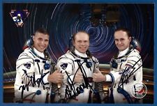 2013 Soyuz TMA-10M full crew signed picture picture