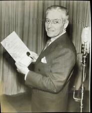 1958 Press Photo Actor Ronald Colman on NBC Radio - hpp31858 picture