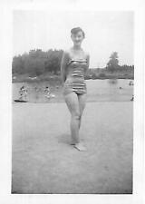 Woman SMALL FOUND BLACK+WHITE PHOTO Original VINTAGE Photography OWL 44 42 V picture