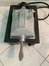 Vintage F. S. Carbon Co. Rugged XII Waffle Maker picture