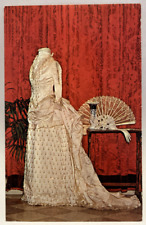 Ivory Satin Wedding Gown, 1886, Alencon Lace, Museum, Bennington VT Postcard picture