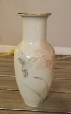 Vintage CROWNING TOUCH COLLECTION VASE PASTELSl HUMMINGBIRD LILY Decor picture