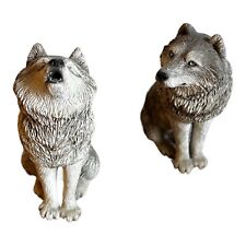 PAIR OF SANDICAST GREY WOLVES M501 -M502 HOWLING AND SITTING WOLF picture
