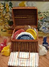 VTG Woven Wicker Rattan Picnic Basket Table Cloth Plates Utensils NEW NEVER USED picture