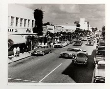 1962 Palm Beach Florida Worth Ave Shops Cars Traffic Taxi Vintage Press Photo FL picture