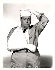 BR44 Rare Original Photo JACKIE GLEASON TV Comedy Actor Broken Arm Cast Bandage picture