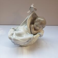 Lladro Tender Dreams Sleeping Baby in Basket Bird 6656 Glazed Porcelain Figurine picture