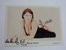 SADIE FROST AUTHENTIC AUTOGRAPHED COLOR PHOTO   BEAUTIFUL PHOTO WITH CLEAVAGE picture