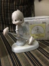 Precious Moments Figurines “Believe The Impossible “ #109487 picture