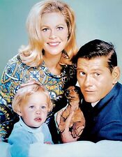 Bewitched  Elizabeth Montgomery Marion Lorne 5X7 Glossy Photo picture