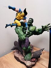 Sideshow Hulk vs Wolverine Maquette - Exclusive Edition picture