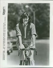 1992 Pat Schroeder Dowd Waterloo Ia Riding Bike Brian Payne Beauty 8X10 Photo picture